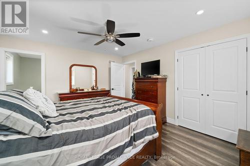 2263 Victoria Road, Prince Edward County (Ameliasburgh), ON - Indoor Photo Showing Bedroom