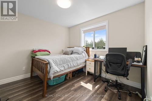 2263 Victoria Road, Prince Edward County (Ameliasburgh), ON - Indoor Photo Showing Bedroom