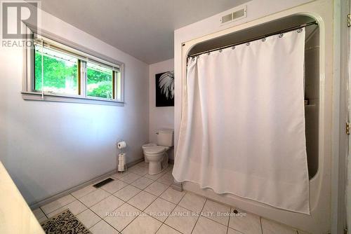 1049 Perry Lane, North Frontenac, ON - Indoor Photo Showing Bathroom