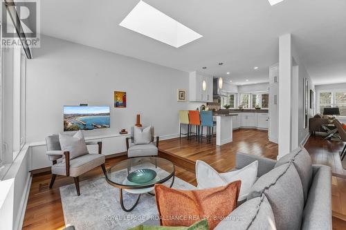 56 Tremaine Terrace, Cobourg, ON - Indoor Photo Showing Living Room