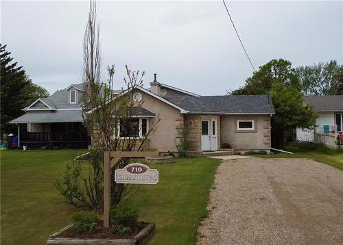 710 Thomas Drive, Virden, MB - Outdoor With Facade