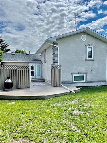 710 Thomas Drive, Virden, MB - Outdoor With Deck Patio Veranda