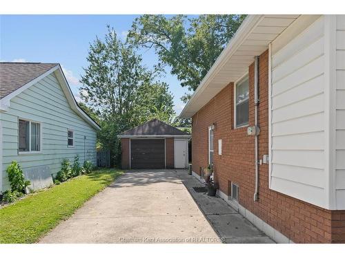 16 Jeffrey Street, Chatham, ON 