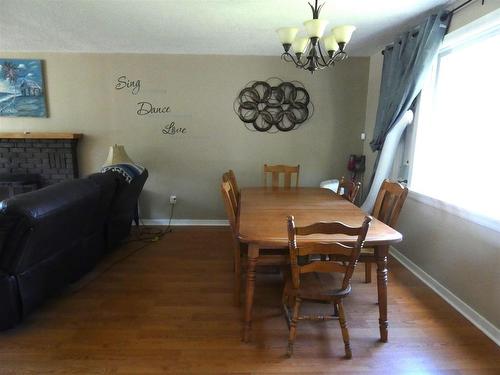 106 Poplar St, Longlac, ON - Indoor Photo Showing Dining Room