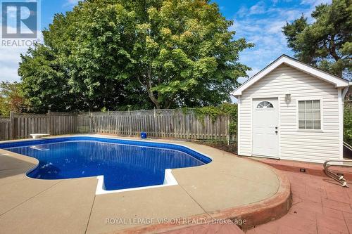 43 Mac Carl Crescent, Whitby (Rolling Acres), ON - Outdoor With In Ground Pool With Backyard