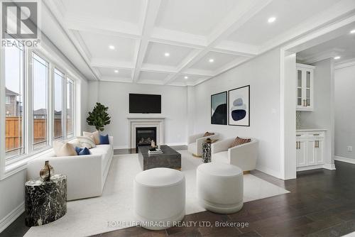 811 Green Street, Innisfil, ON - Indoor Photo Showing Living Room With Fireplace