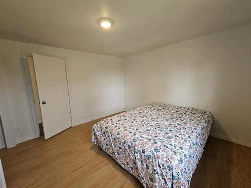 34 Hudson Ave, Terrace Bay, ON - Indoor Photo Showing Bedroom