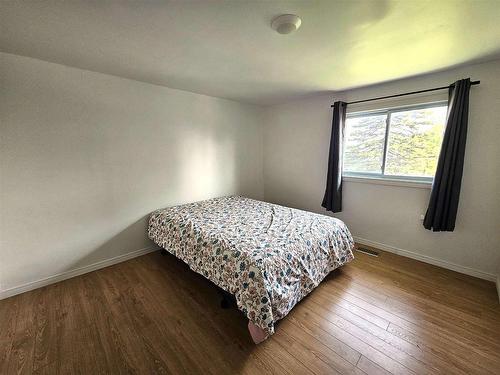 34 Hudson Ave, Terrace Bay, ON - Indoor Photo Showing Bedroom