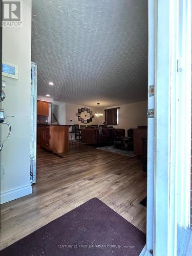 27 Rexway Road, London, ON - Indoor Photo Showing Other Room