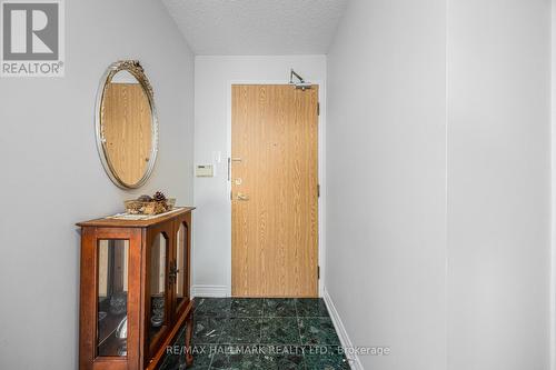 Ph210 - 1101 Steeles Avenue W, Toronto (Westminster-Branson), ON - Indoor Photo Showing Other Room