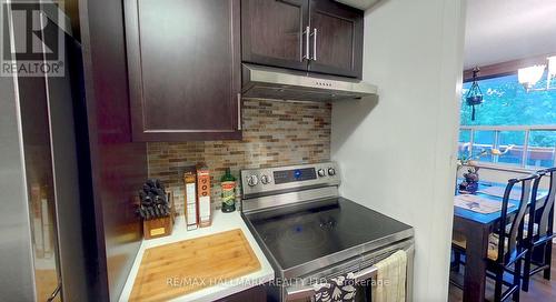 310 - 270 Palmdale Drive, Toronto (Tam O'Shanter-Sullivan), ON - Indoor Photo Showing Kitchen