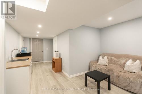 1533 Gill Road, Springwater (Midhurst), ON - Indoor Photo Showing Other Room