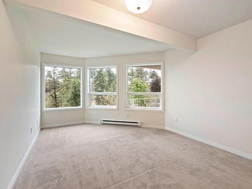 7-1775 Mckinley Crt, Kamloops, BC - Indoor Photo Showing Other Room