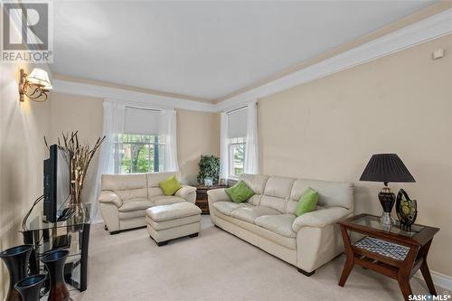 323 14Th Street W, Prince Albert, SK - Indoor Photo Showing Living Room