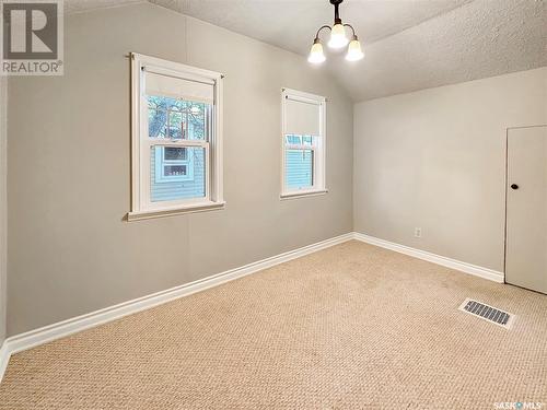 323 14Th Street W, Prince Albert, SK - Indoor Photo Showing Other Room