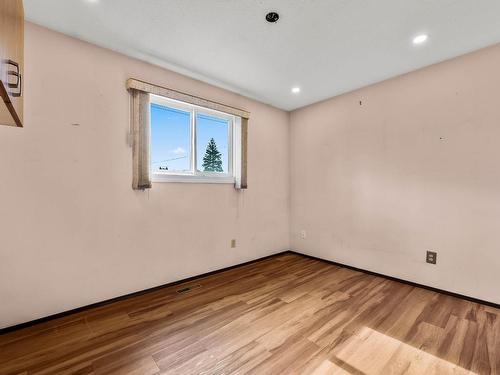 112 Holway Street, Kamloops, BC - Indoor Photo Showing Other Room