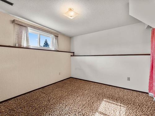 112 Holway Street, Kamloops, BC - Indoor Photo Showing Other Room