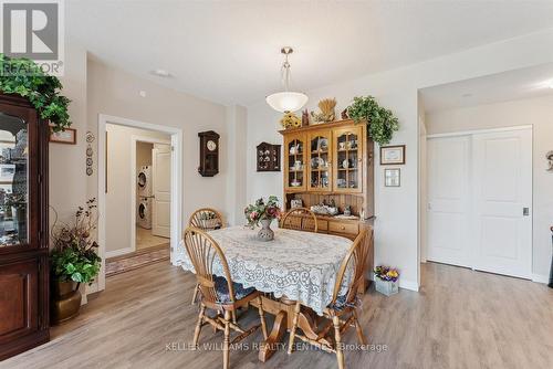 413 - 440 William Graham Drive, Aurora, ON - Indoor Photo Showing Dining Room