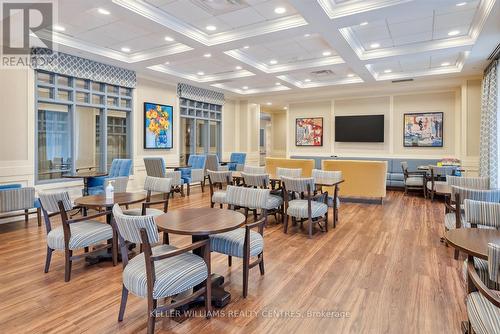 413 - 440 William Graham Drive, Aurora, ON - Indoor Photo Showing Dining Room