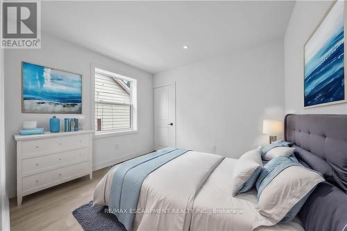 875 Fennell Avenue E, Hamilton, ON - Indoor Photo Showing Bedroom