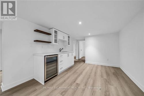 875 Fennell Avenue E, Hamilton, ON - Indoor Photo Showing Other Room