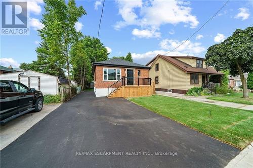 875 Fennell Avenue E, Hamilton, ON - Outdoor