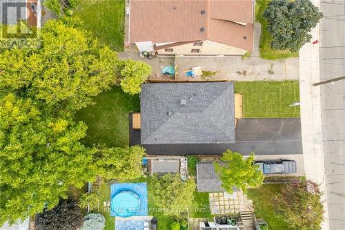 875 Fennell Avenue E, Hamilton, ON - Outdoor