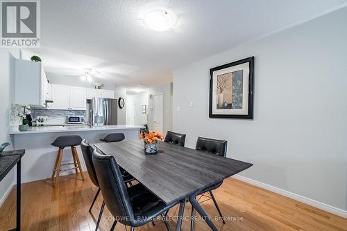 10 - 861 Wentworth Street, Peterborough (Otonabee), ON - Indoor Photo Showing Dining Room