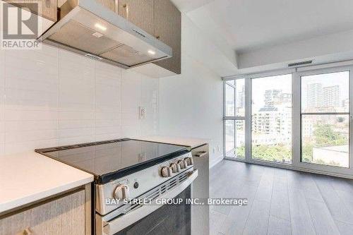 1111 - 219 Dundas Street E, Toronto, ON - Indoor Photo Showing Kitchen