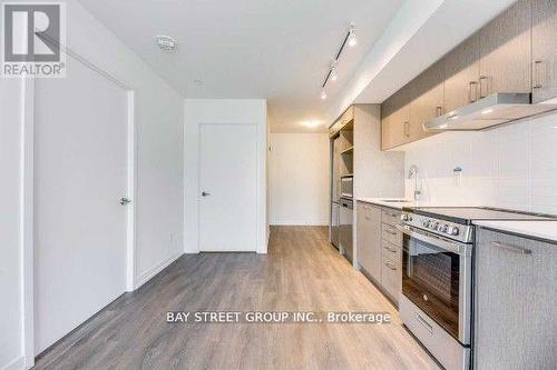 1111 - 219 Dundas Street E, Toronto, ON - Indoor Photo Showing Kitchen