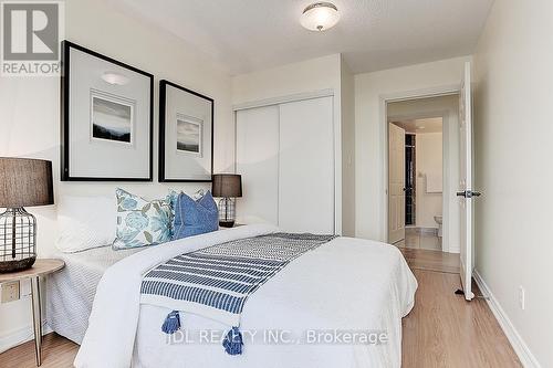 709 - 1700 Eglinton Avenue E, Toronto (Victoria Village), ON - Indoor Photo Showing Bedroom