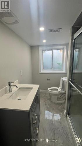 50 Royce Avenue N, Brampton, ON - Indoor Photo Showing Bathroom