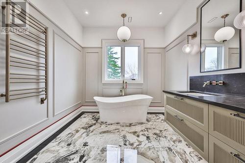 556 Fourth Line, Oakville (Bronte East), ON - Indoor Photo Showing Bathroom