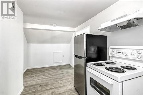 431 Linda Street, Sudbury, ON - Indoor Photo Showing Kitchen