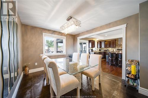 878 Southwood, Lakeshore, ON - Indoor Photo Showing Dining Room