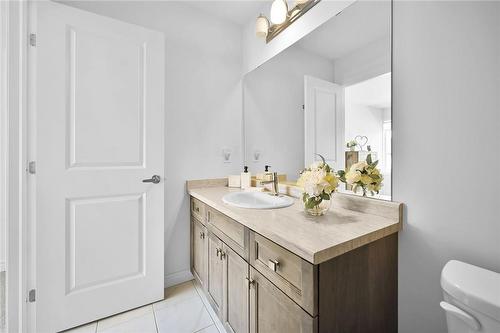 3955 Crown Street, Beamsville, ON - Indoor Photo Showing Bathroom