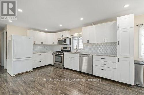 3 First Avenue, Erin, ON - Indoor Photo Showing Kitchen With Upgraded Kitchen