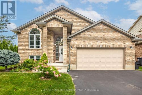 58 Owen Court, Central Elgin (Lynhurst), ON - Outdoor With Facade