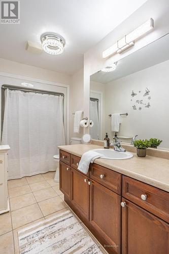 58 Owen Court, Central Elgin (Lynhurst), ON - Indoor Photo Showing Bathroom