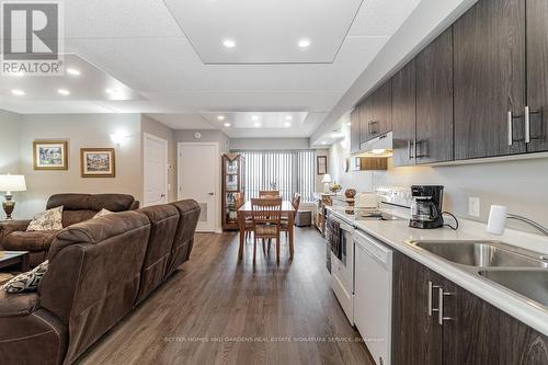 911 - 716 Main Street E, Milton (Old Milton), ON - Indoor Photo Showing Kitchen With Double Sink