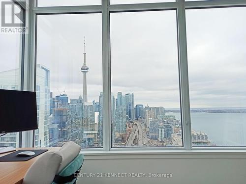 4210 - 17 Bathurst Street, Toronto (Waterfront Communities), ON - Indoor