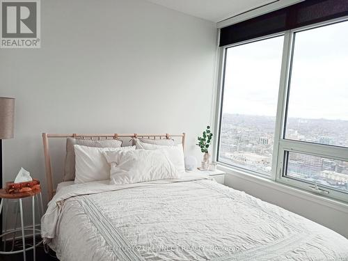 4210 - 17 Bathurst Street, Toronto, ON - Indoor Photo Showing Bedroom