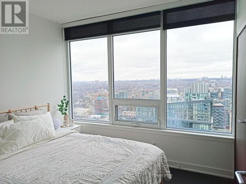 4210 - 17 Bathurst Street, Toronto, ON - Indoor Photo Showing Bedroom