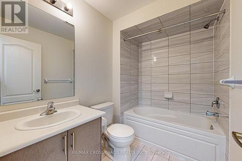 250 Wesmina Avenue, Whitchurch-Stouffville, ON - Indoor Photo Showing Bathroom