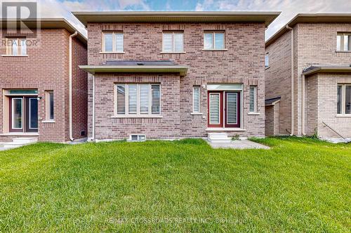 250 Wesmina Avenue, Whitchurch-Stouffville, ON - Outdoor