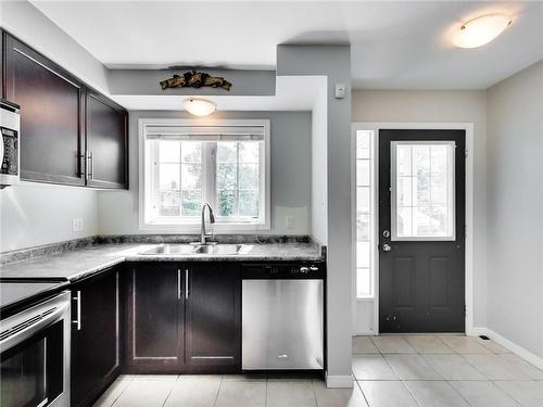 1328 Upper Sherman Avenue|Unit #19, Hamilton, ON - Indoor Photo Showing Kitchen