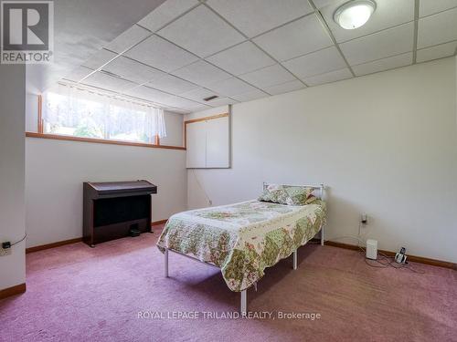 10 Pinehurst Drive, Woodstock, ON - Indoor Photo Showing Bedroom