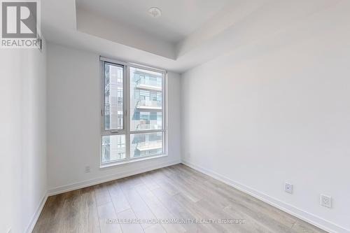 618 - 8 Beverley Glen Boulevard, Vaughan, ON - Indoor Photo Showing Other Room