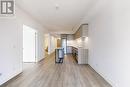 618 - 8 Beverley Glen Boulevard, Vaughan, ON  - Indoor Photo Showing Kitchen 