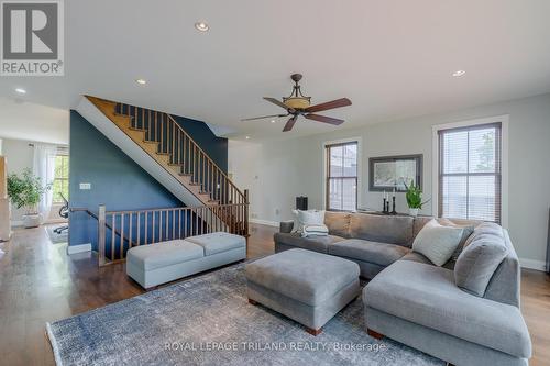 46676 Mapleton Line, Aylmer (Ay), ON - Indoor Photo Showing Living Room